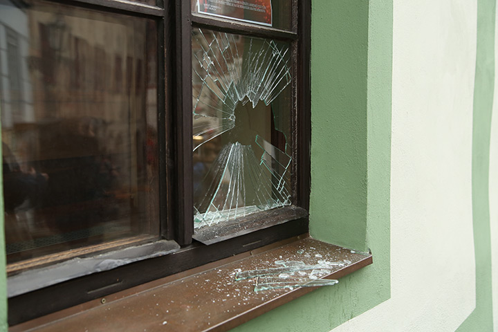 A2B Glass are able to board up broken windows while they are being repaired in Bridlington.